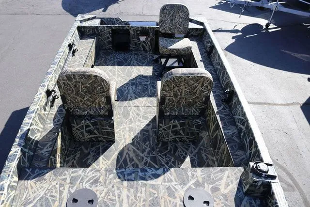 Slide: The Image of Smoker Craft Sportsman 1660 TL 2026 - 9