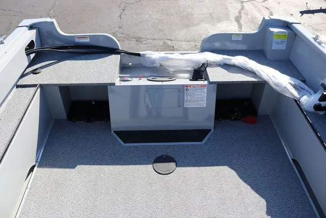 Slide: The Image of Smoker Craft Pro Lodge 160 2025 - 13