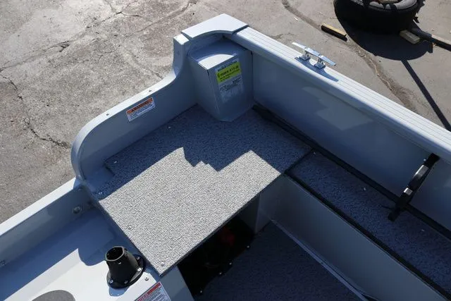 Slide: The Image of Smoker Craft Pro Lodge 160 2025 - 18