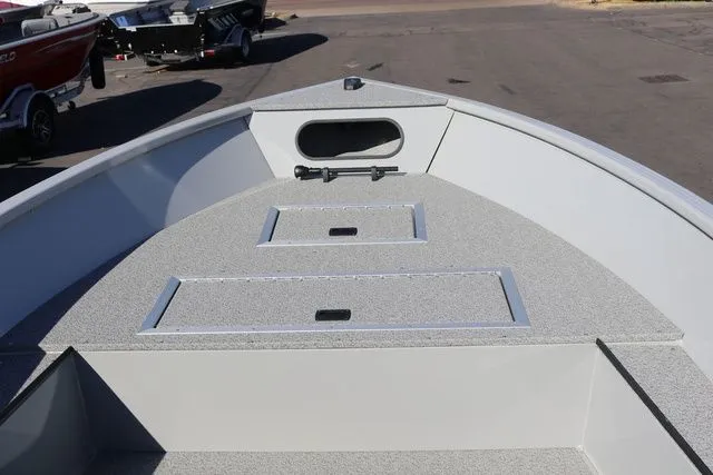 Slide: The Image of Smoker Craft Pro Lodge 160 2025 - 8