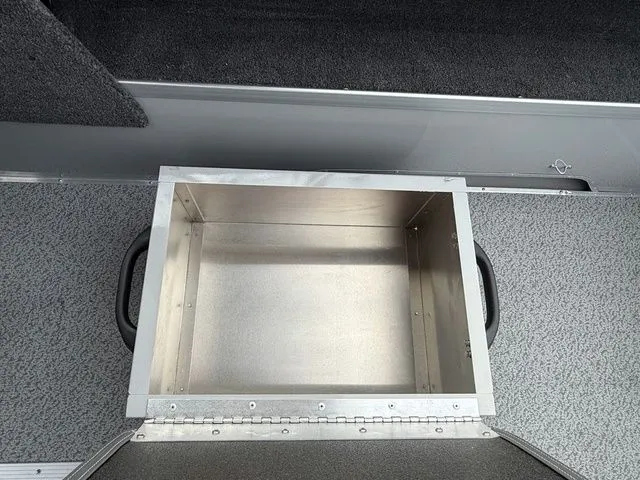 Slide: The Image of Smoker Craft Osprey 162 2025 - 18