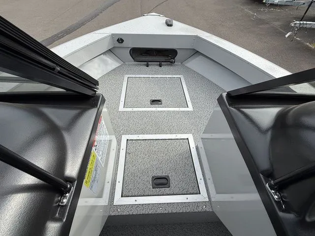 Slide: The Image of Smoker Craft Osprey 162 2025 - 19