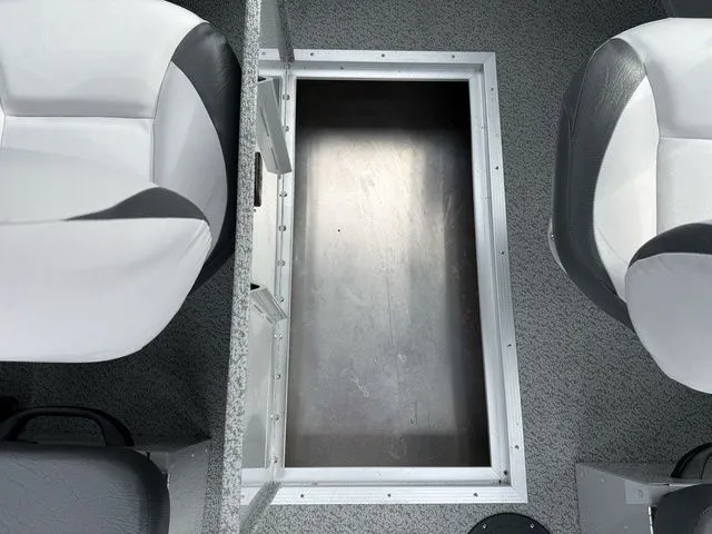 Slide: The Image of Smoker Craft Osprey 162 2025 - 21