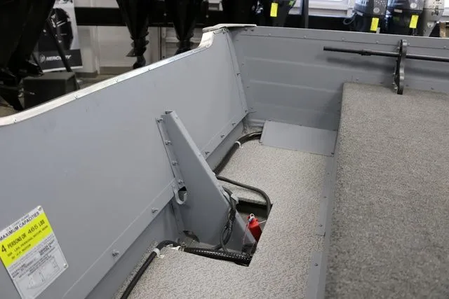 Slide: The Image of Smoker Craft Big Fisherman 14 2025 - 6