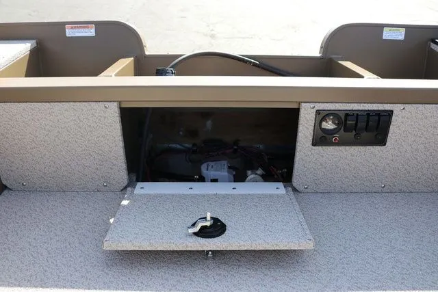 Slide: The Image of Smoker Craft Freedom 180 TL 2026 - 10