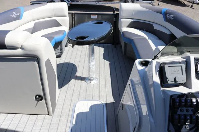 Slide: The Image of SunChaser Geneva Sport 23 SB DH Tritoon 2025 - 12