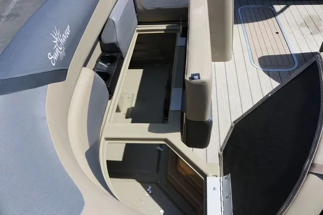 Slide: The Image of SunChaser Geneva Sport 23 LR PSB Tritoon 2025 - 27