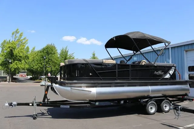 Slide: The Image of SunChaser Geneva Sport 23 LR PSB Tritoon 2025 - 3