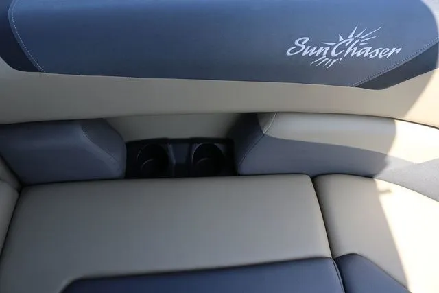 Slide: The Image of SunChaser Geneva Sport 23 LR PSB Tritoon 2025 - 35