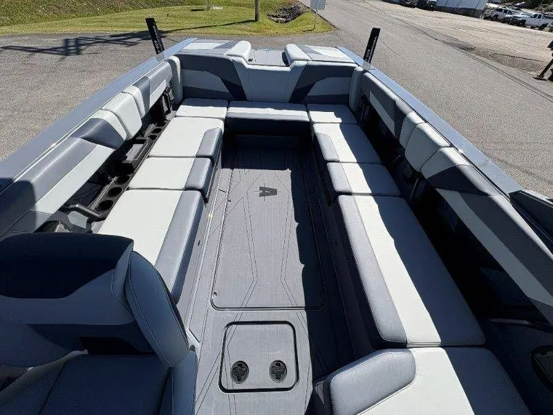 Slide: The Image of Axis T250 2026 - 43