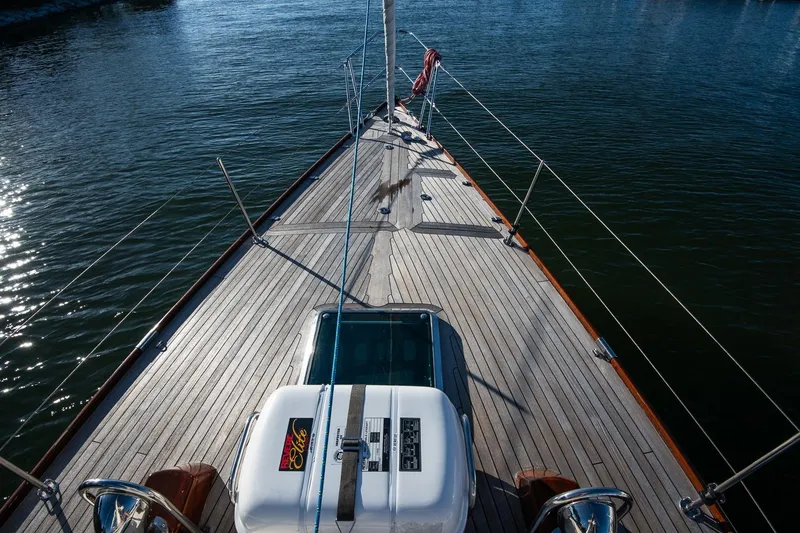 Slide: The Image of Deck view of 2007 Morris Yachts M42 sailboat on calm water. - 10