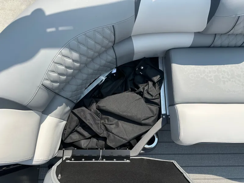 Slide: The Image of Avalon Catalina Quad Lounge Shift - 23' 2025 - 17