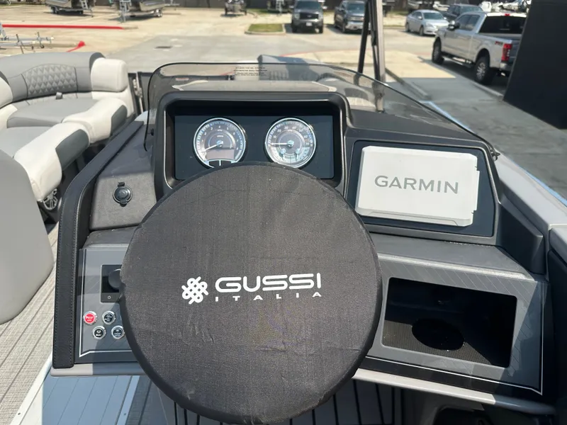 Slide: The Image of Avalon Catalina Quad Lounge Shift - 23' 2025 - 19