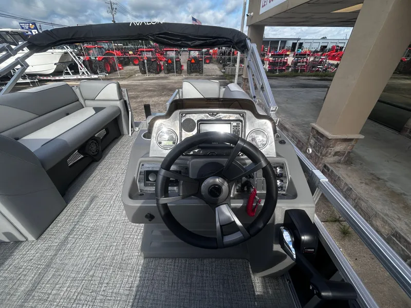 Slide: The Image of Avalon Venture Quad Lounge - 21' 2025 - 16