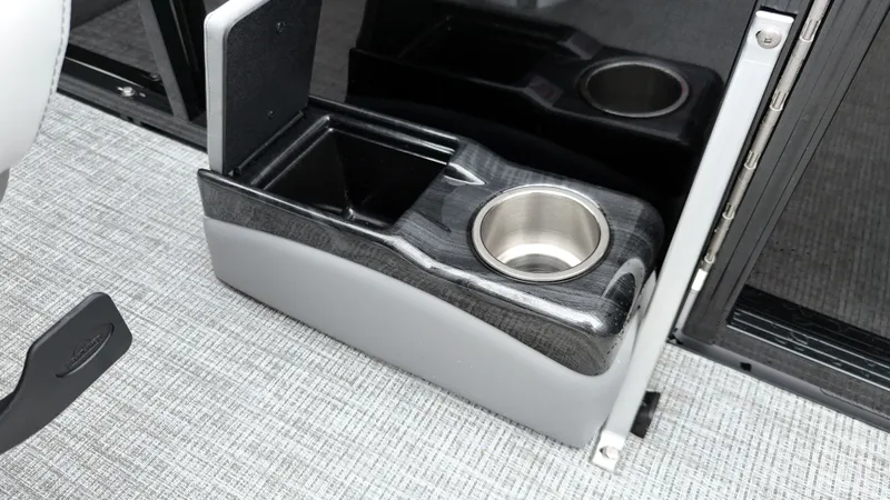 Slide: The Image of Avalon Venture 85 Quad Lounge - 23' 2025 - 21