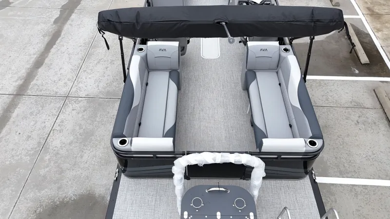 Slide: The Image of Avalon Venture 85 Quad Lounge - 23' 2025 - 7
