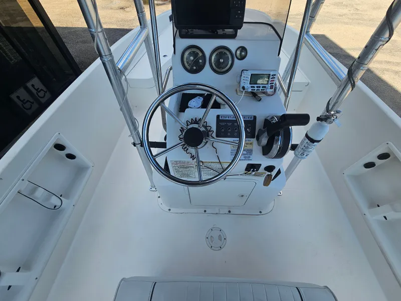 Slide: The Image of Bayliner Element F21 2018 - 11