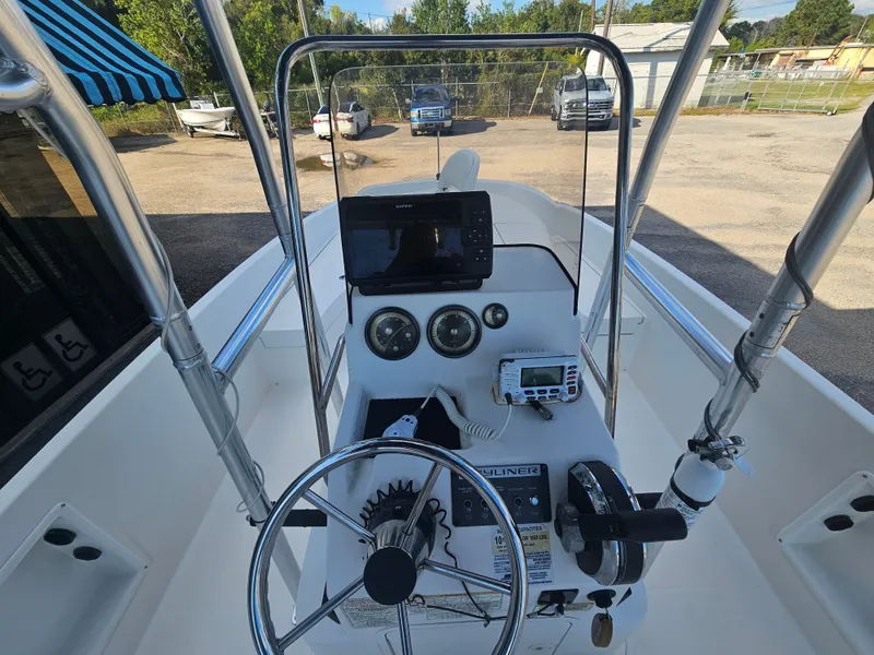 Slide: The Image of Bayliner Element F21 2018 - 9