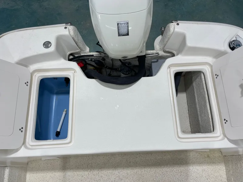 Slide: The Image of Carolina 17 DLX 2020 - 13