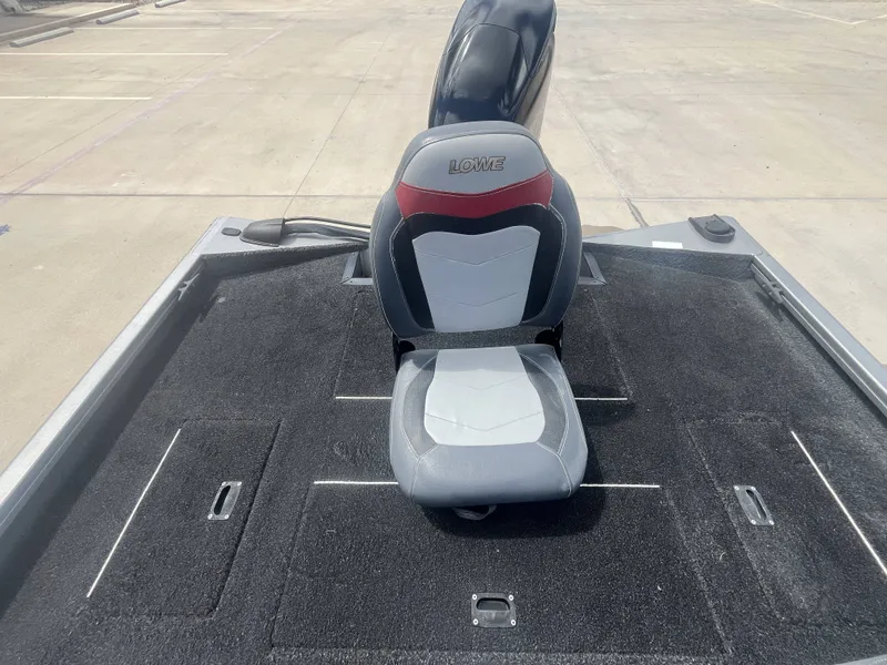 Slide: The Image of Lowe Stinger 175 2019 - 21