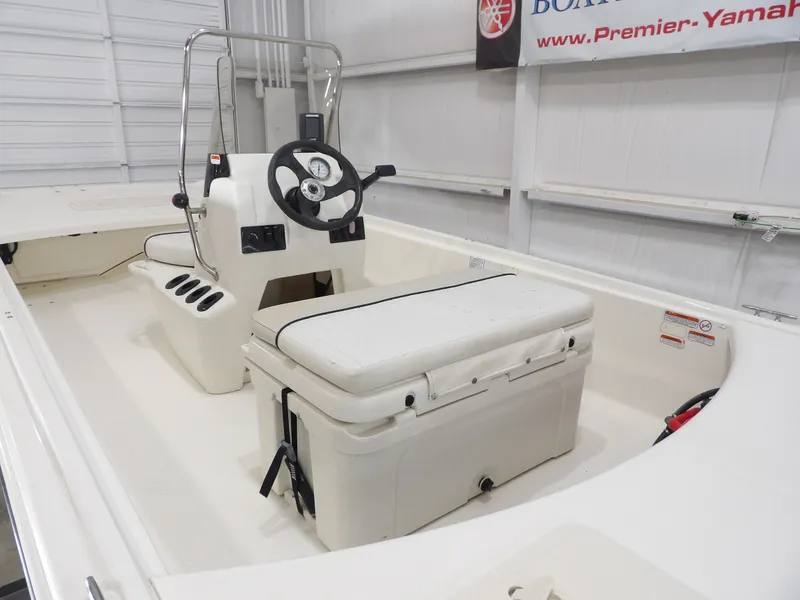 Slide: The Image of Mako Pro Skiff 17 CC 2016 - 11