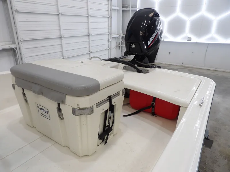 Slide: The Image of Mako Pro Skiff 15 CC 2022 - 13