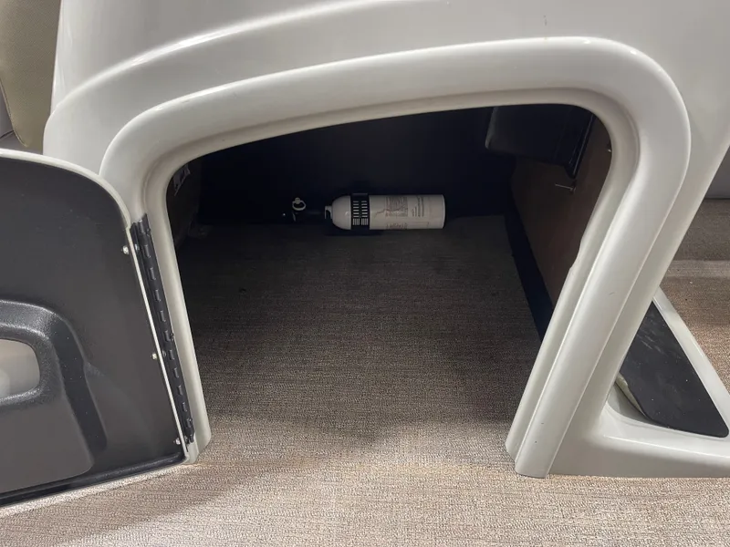 Slide: The Image of Ranger RP220FC 2021 - 26