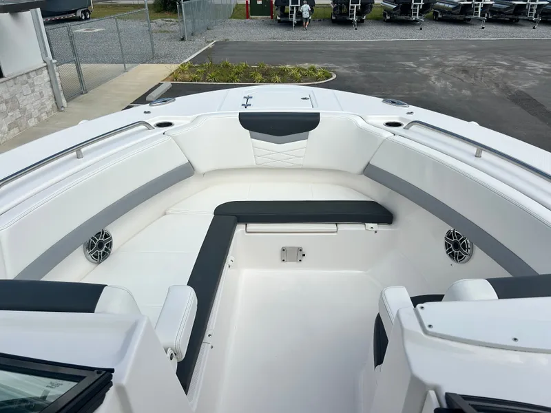Slide: The Image of Robalo R317 Dual Console 2025 - 11