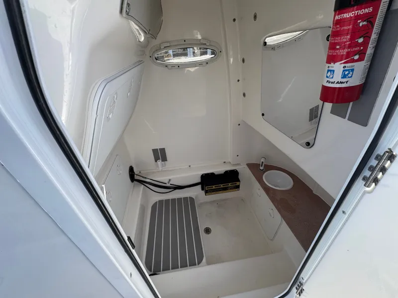 Slide: The Image of Sea Pro 259 Center Console 2019 - 16