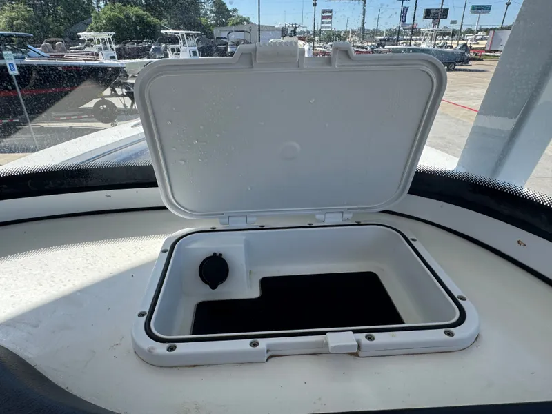Slide: The Image of Sea Pro 259 Center Console 2019 - 25