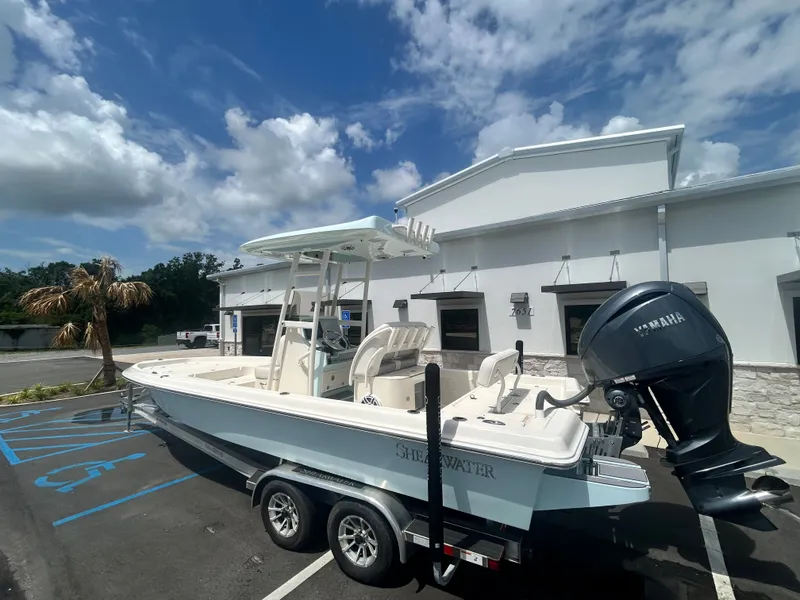 Slide: The Image of Shearwater 25 LTZ 2024 - 8