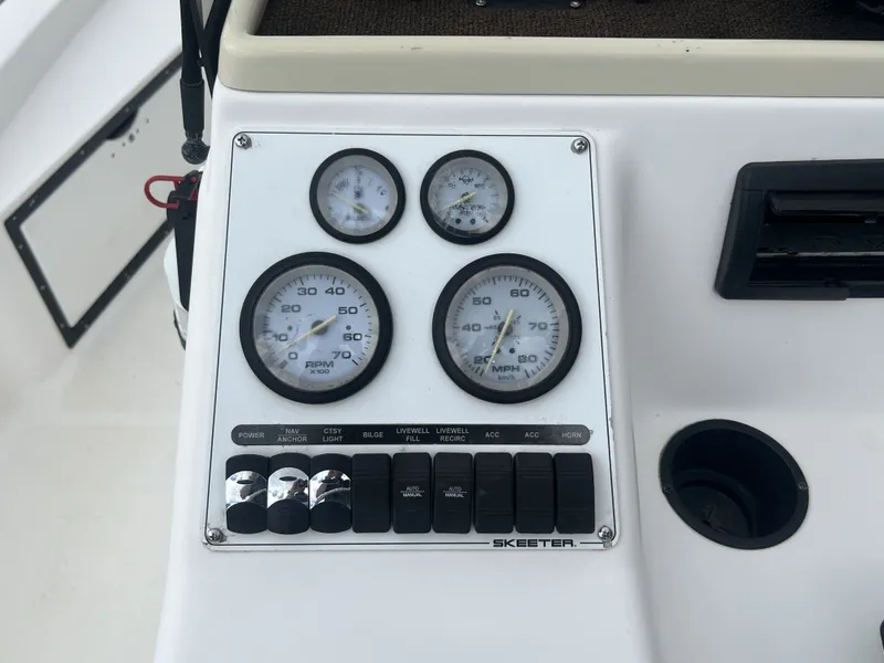 Slide: The Image of Skeeter ZX20 Bay 2007 - 26