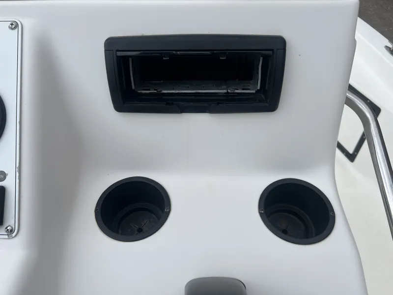 Slide: The Image of Skeeter ZX20 Bay 2007 - 28