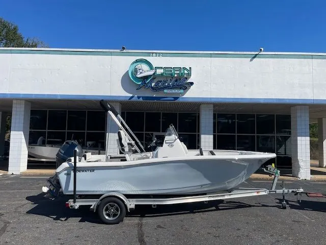 The Image of Tidewater 198 CC Adventure 2025 - 1