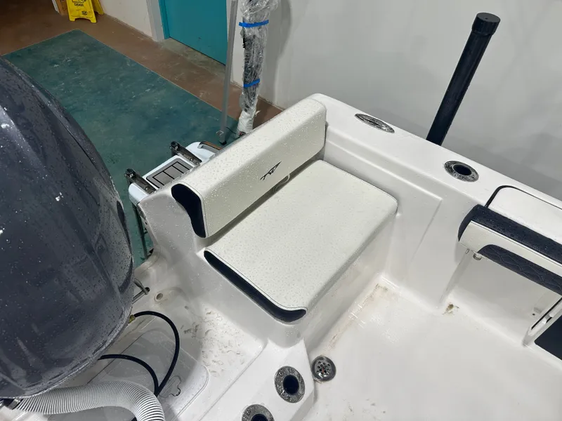 Slide: The Image of Tidewater 198 CC Adventure 2025 - 31