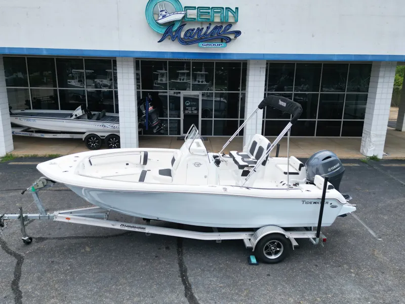 Slide: The Image of Tidewater 198 CC Adventure 2025 - 5