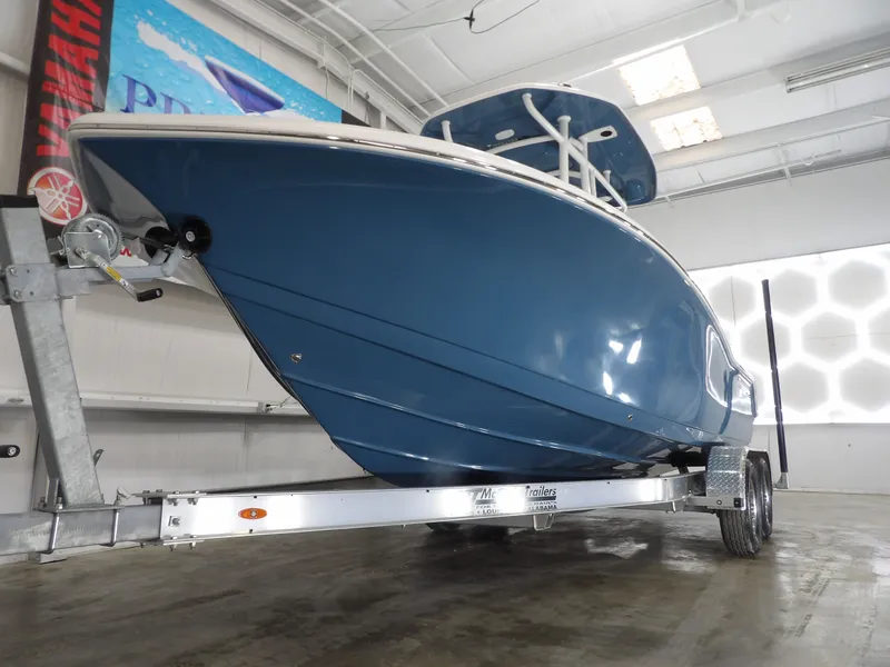 Slide: The Image of Tidewater 210 LXF 2025 - 5