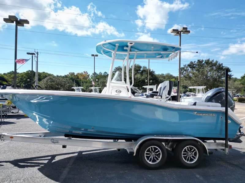 Slide: The Image of Tidewater 210 LXF 2025 - 3