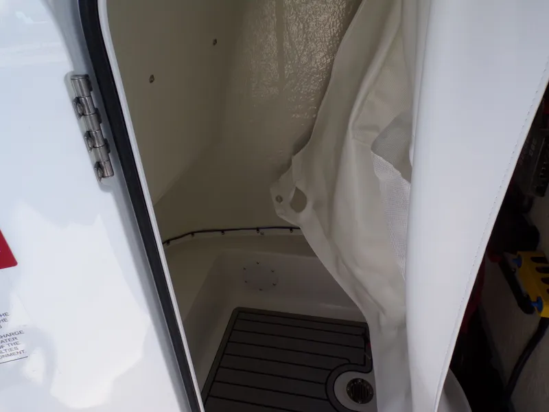 Slide: The Image of Tidewater 220 LXF 2025 - 21