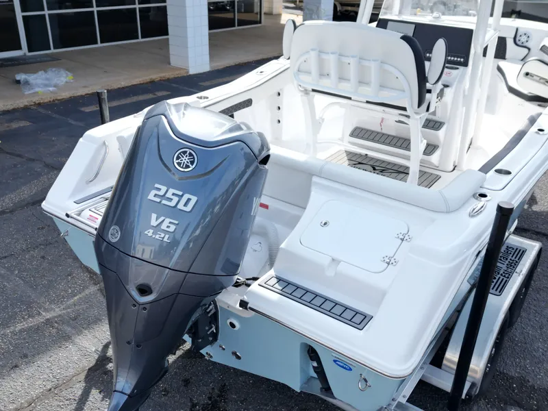 Slide: The Image of Tidewater 220 LXF 2025 - 46