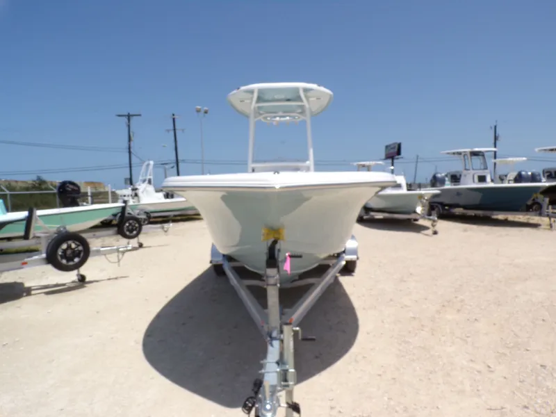 Slide: The Image of Tidewater 220 LXF 2025 - 5