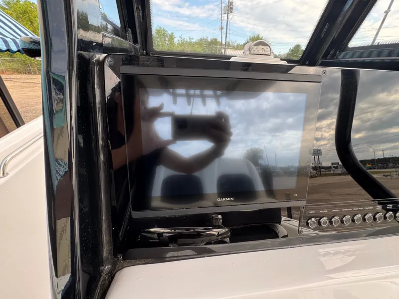 Slide: The Image of Tidewater 232 CC Adventure 2026 - 13