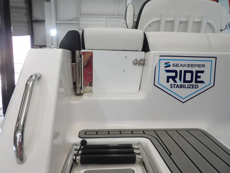 Slide: The Image of Tidewater 232 LXF 2025 - 13