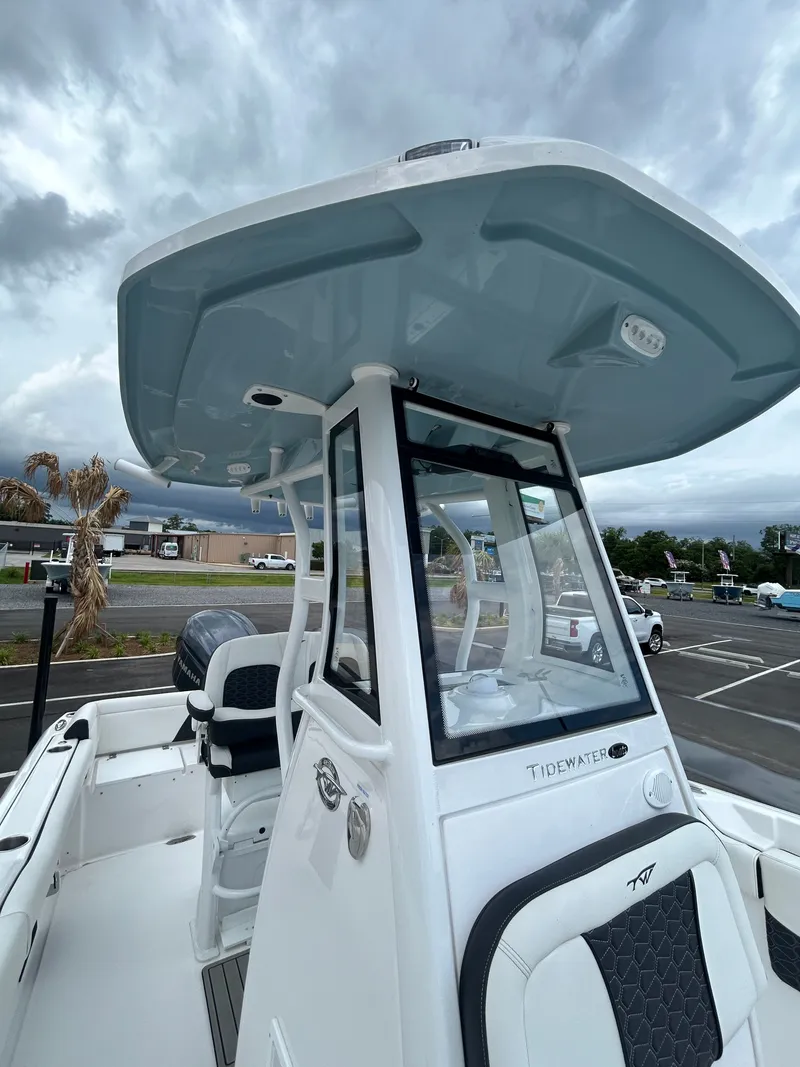 Slide: The Image of Tidewater 232 LXF 2025 - 20