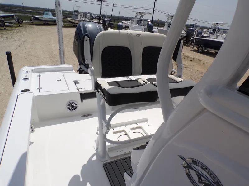 Slide: The Image of Tidewater 2410 Bay Max 2025 - 45