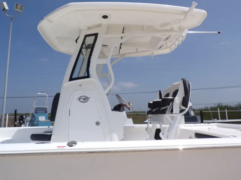 Slide: The Image of Tidewater 2410 Bay Max 2025 - 49