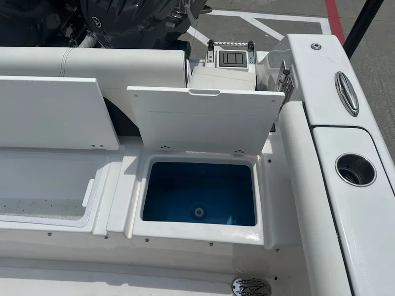 Slide: The Image of Tidewater 256 LXF 2025 - 35