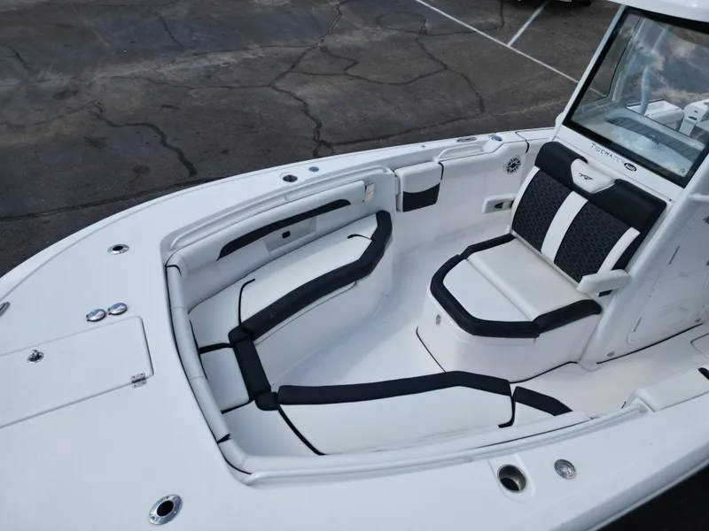 Slide: The Image of Tidewater 256 LXF 2025 - 5