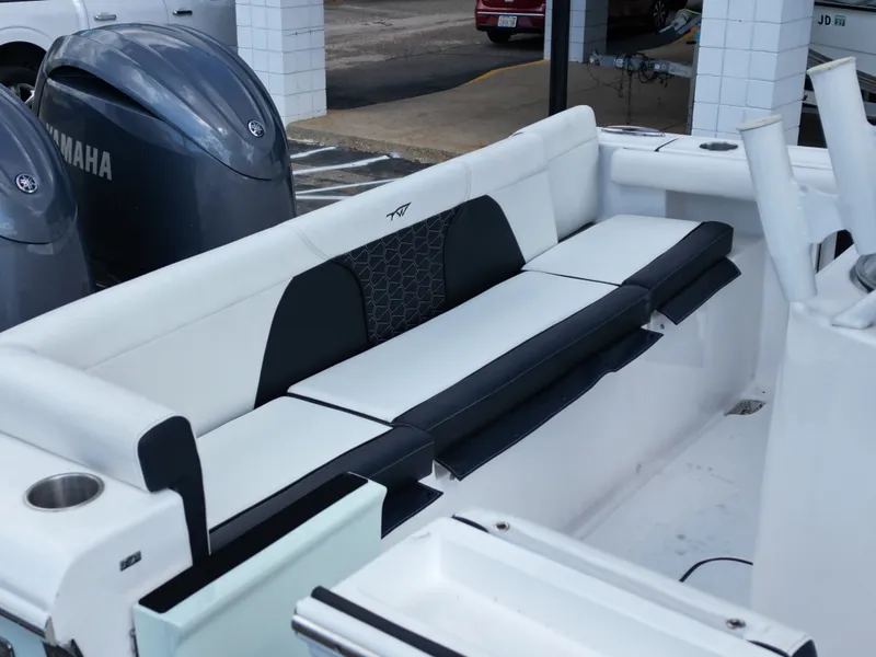 Slide: The Image of Tidewater 256 LXF 2025 - 8