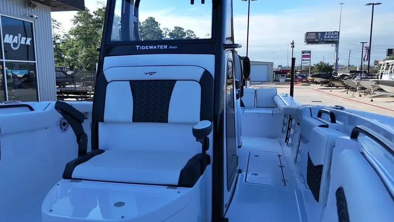 Slide: The Image of Tidewater 256 LXF 2025 - 49